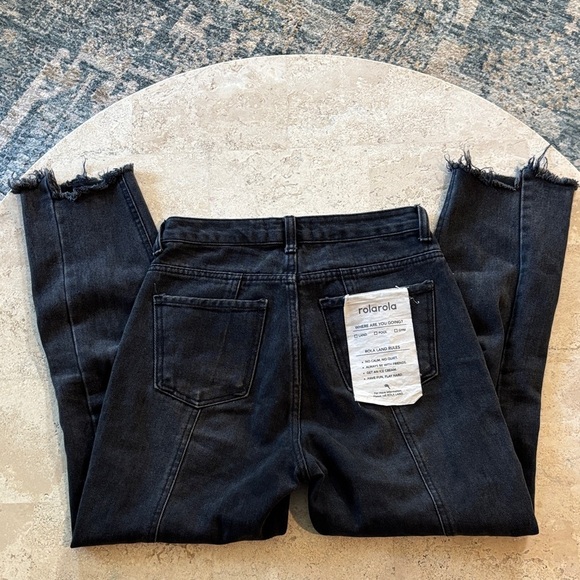 Rolarola Medium Black High-Waisted Jeans - Picture 3 of 5